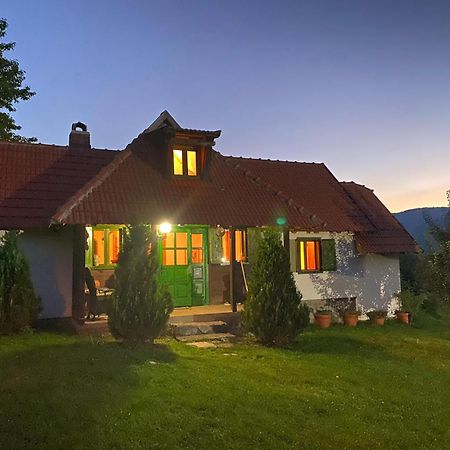 Camp Viljamovka Apartman Kremna Kültér fotó